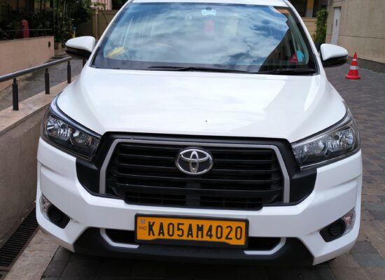 chauffeured-cars-in-bangalore-toyota-innova-muv-seven- seater-front